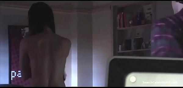  Amelia Cooke Fully Naked in Species